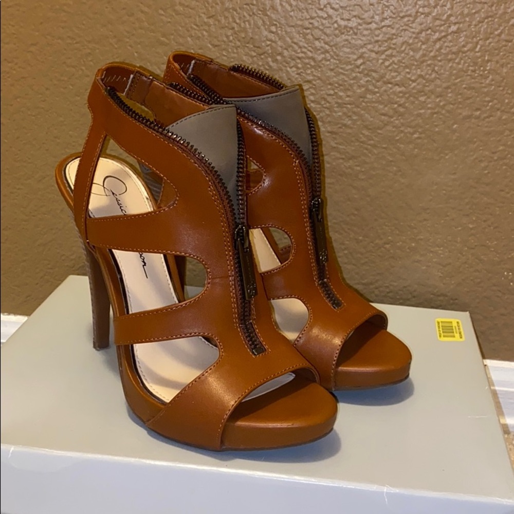 Jessica Simpson Carmyne Heels** SOLD**